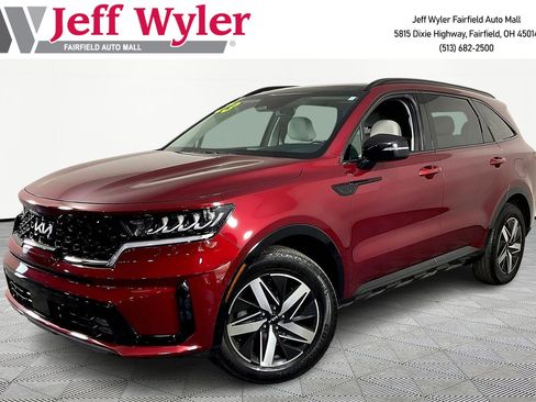 Used 2023 Kia Sorento EX w/ Panoramic Sunroof Package FWD image 1
