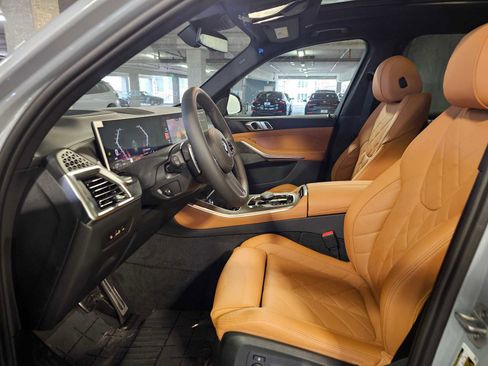 New 2026 BMW X5 xDrive50e w/ M Sport Package image 33