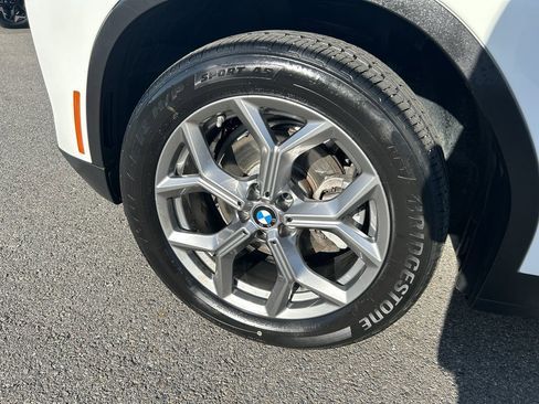 Used 2024 BMW X3 xDrive30i image 8