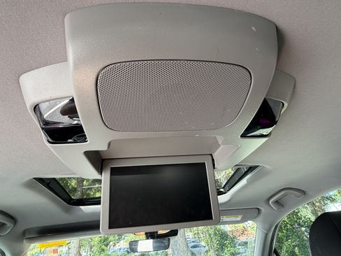 Used 2019 Honda Pilot Touring image 39