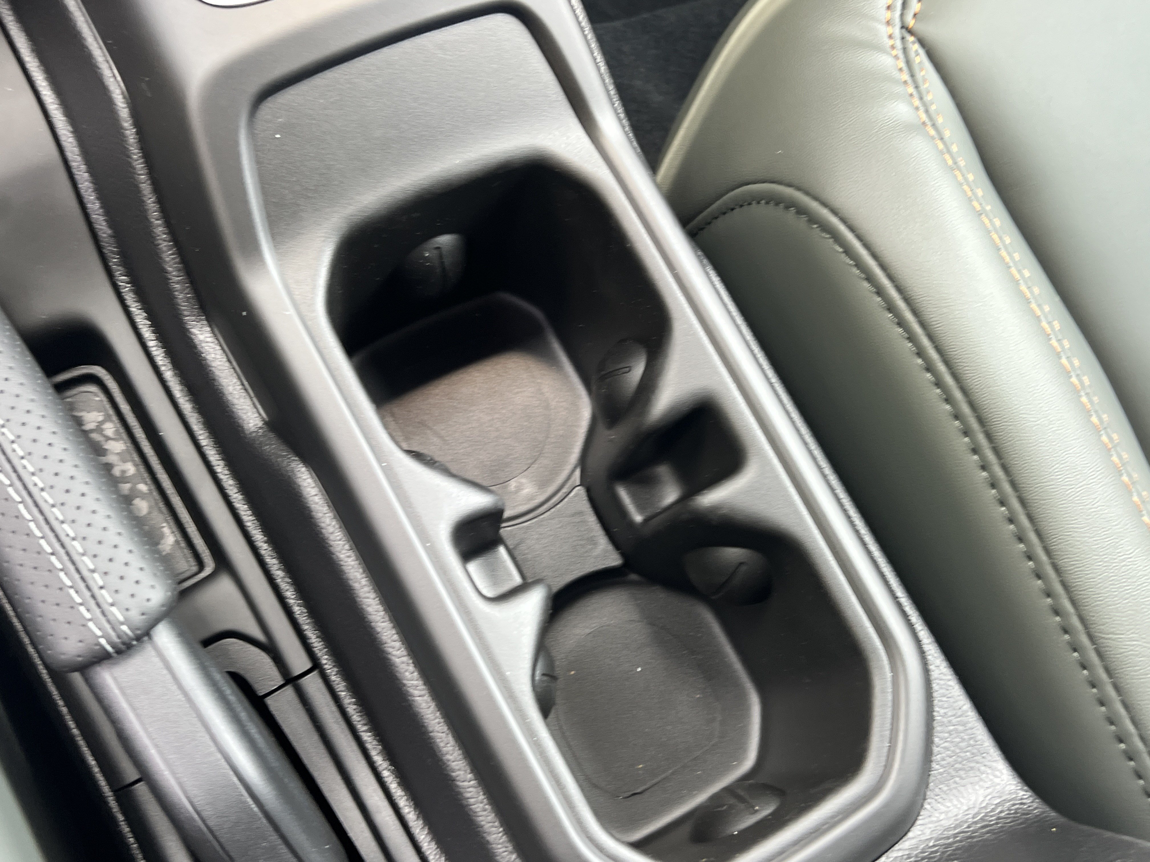 New 2026 Jeep Gladiator Mojave AWD/4WD image 32