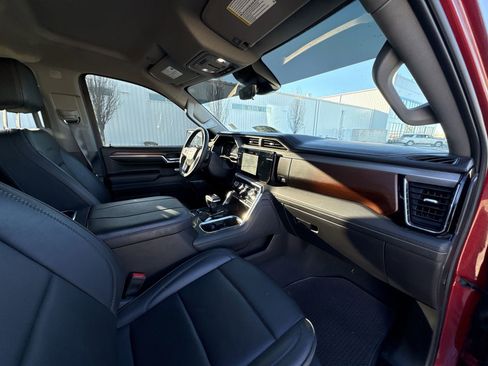 Used 2024 GMC Sierra 1500 Denali w/ Technology Package image 28