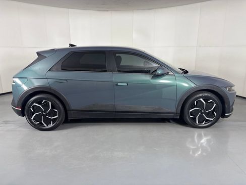 Used 2024 Hyundai Ioniq 5 SEL RWD image 9
