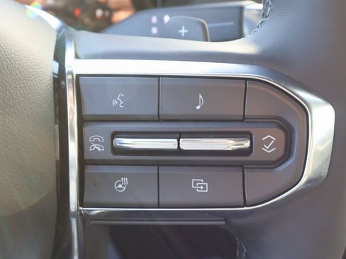 New 2026 GMC Acadia Elevation w/ Black Edition AWD/4WD image 18
