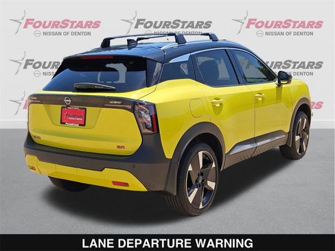 New 2025 Nissan Kicks SR w/ SR Premium Package image 4