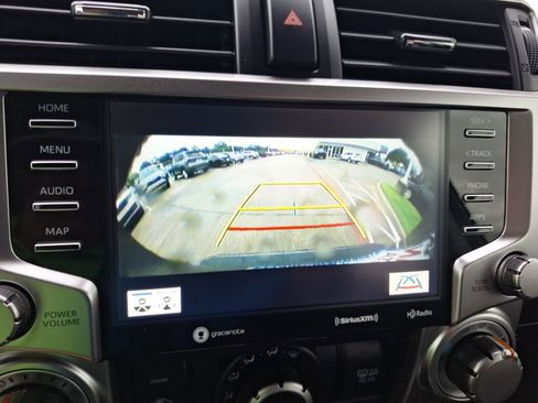 Used 2022 Toyota 4Runner SR5 Premium image 25