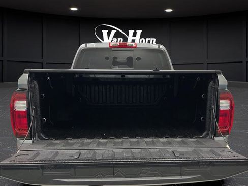 Used 2023 GMC Canyon Elevation w/ Convenience Package AWD/4WD image 25