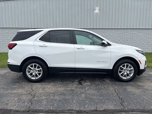 Used 2024 Chevrolet Equinox LT AWD/4WD image 15
