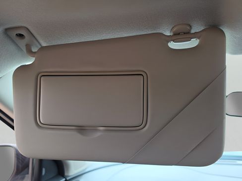 Certified 2024 Nissan Kicks S FWD image 25