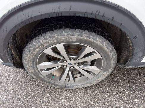 Used 2020 Ford Explorer Platinum AWD/4WD image 23
