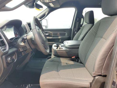 Used 2026 RAM 2500 Big Horn AWD/4WD image 8