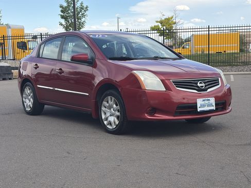 Used 2012 Nissan Sentra 2.0 S FWD image 3