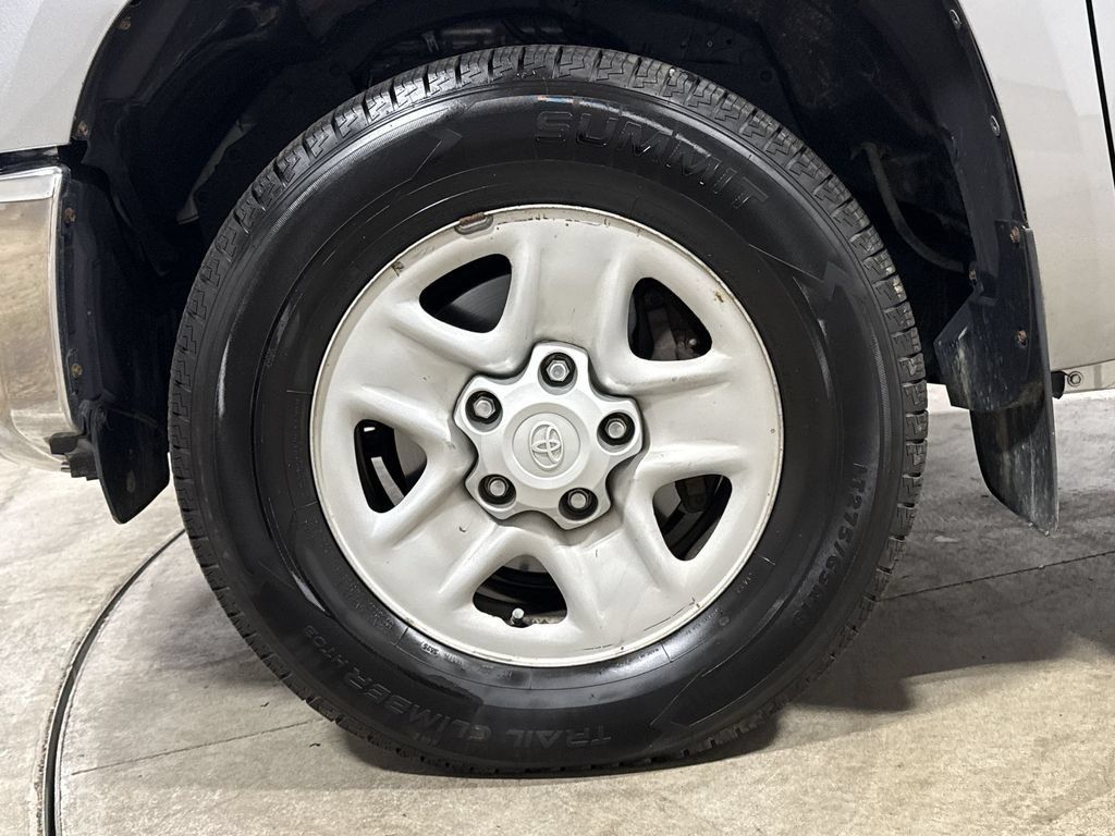 Used 2020 Toyota Tundra SR5 AWD/4WD image 26