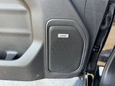 Used 2021 Chevrolet Silverado 1500 High Country w/ Technology Package AWD/4WD image 22