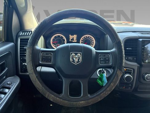 Used 2017 RAM 1500 Express image 10