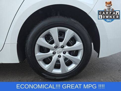 Used 2024 Toyota Corolla LE FWD image 27