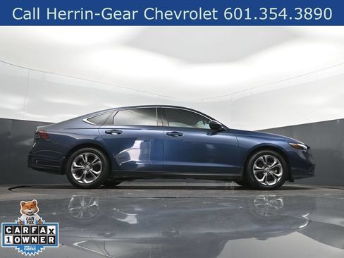 Used 2024 Honda Accord EX image 38