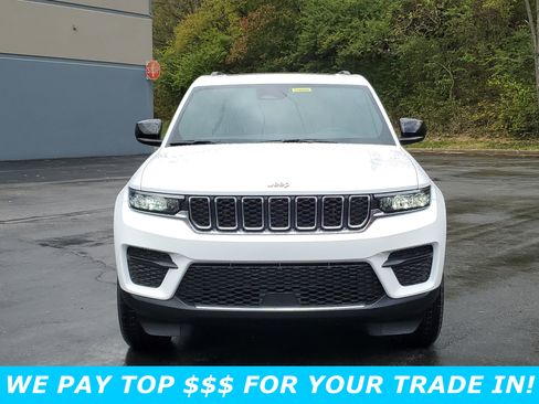 New 2025 Jeep Grand Cherokee Laredo w/ Luxury Tech Group I AWD/4WD image 2