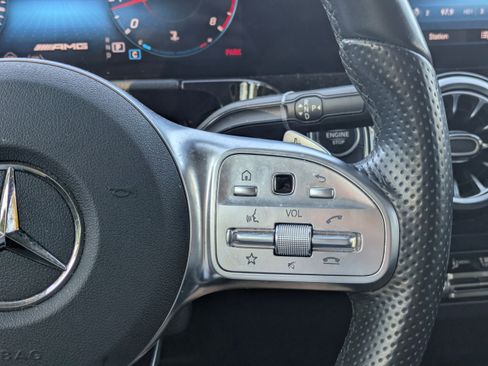 Certified 2022 Mercedes-Benz GLA 35 AMG 4MATIC image 18