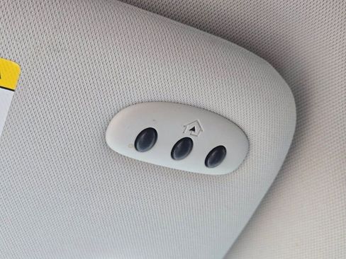 Used 2018 Ford Edge Titanium w/ Technology Package image 30