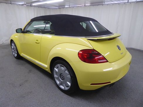 Used 2016 Volkswagen Beetle 1.8T SE image 5
