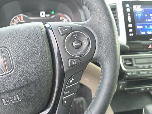 Used 2018 Honda Ridgeline RTL-E image 18