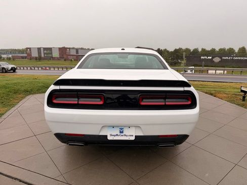Used 2022 Dodge Challenger GT w/ Blacktop Package AWD/4WD image 7