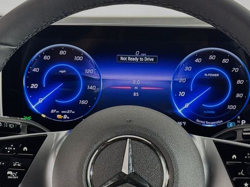 New 2026 Mercedes-Benz EQE 320 4MATIC SUV image 17