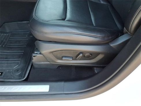 Used 2021 Ford Explorer Limited w/ Equipment Group 301A image 25