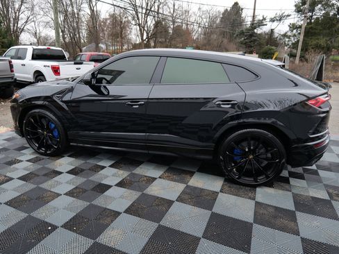 Used 2021 Lamborghini Urus image 74