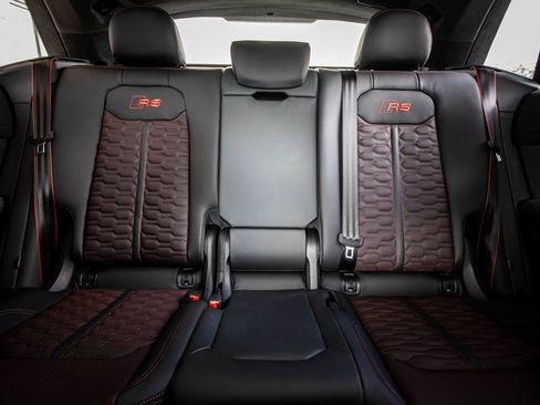 Used 2025 Audi RS Q8 performance image 59