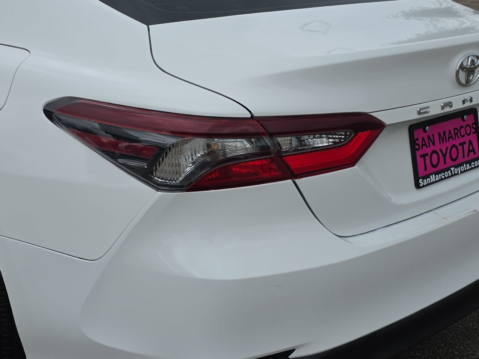 Used 2022 Toyota Camry LE w/ Carpet Mat Package (TMS) FWD image 28