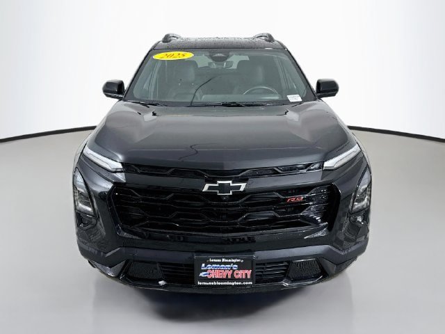 Used 2025 Chevrolet Equinox RS w/ Safety and Technology Package FWD image 2