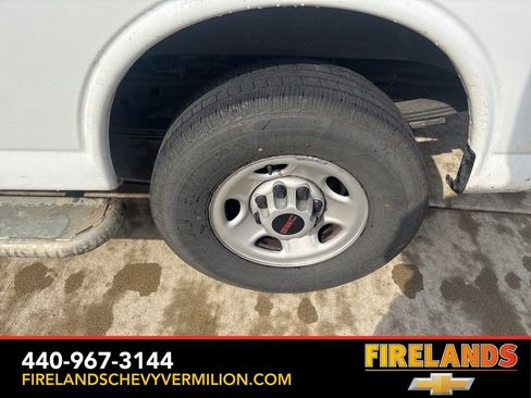 Used 2021 GMC Savana 2500 w/ Driver Convenience Package image 23