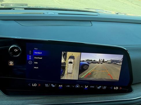 New 2026 Chevrolet Suburban High Country AWD/4WD image 17