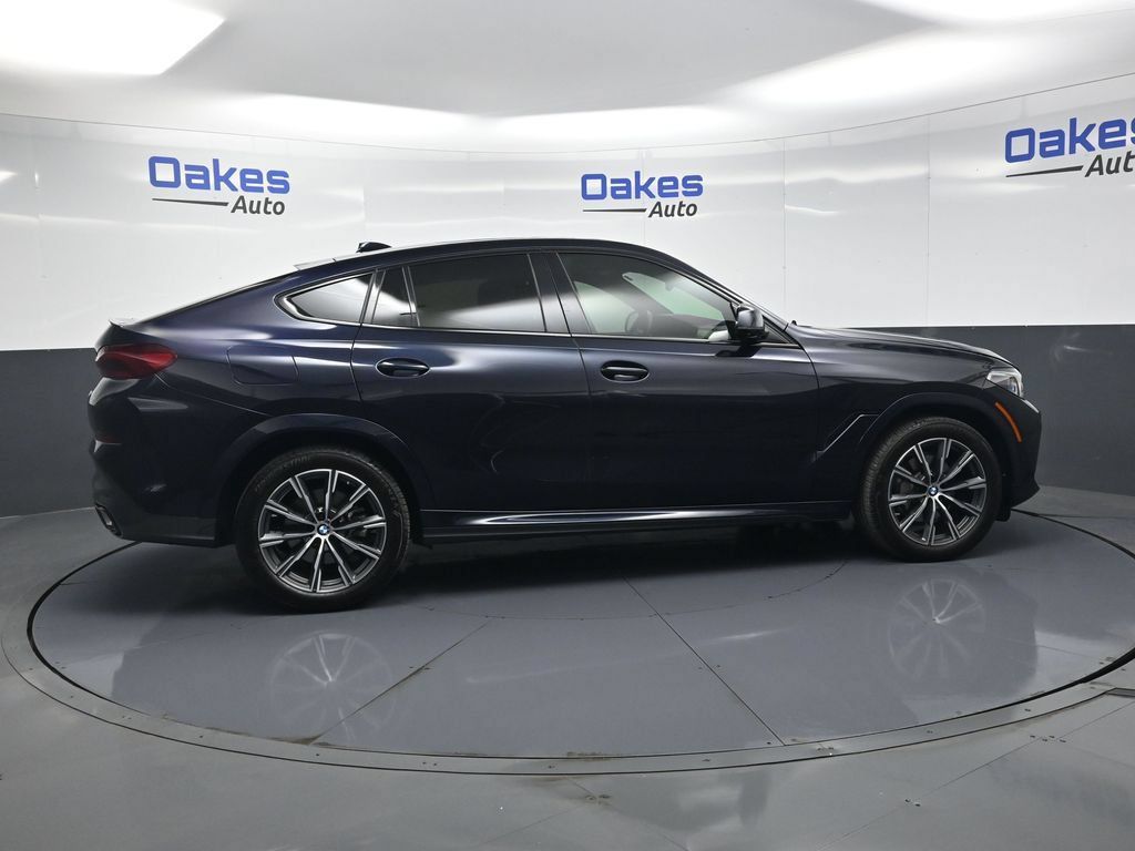 Used 2023 BMW X6 xDrive40i w/ Executive Package AWD/4WD image 8