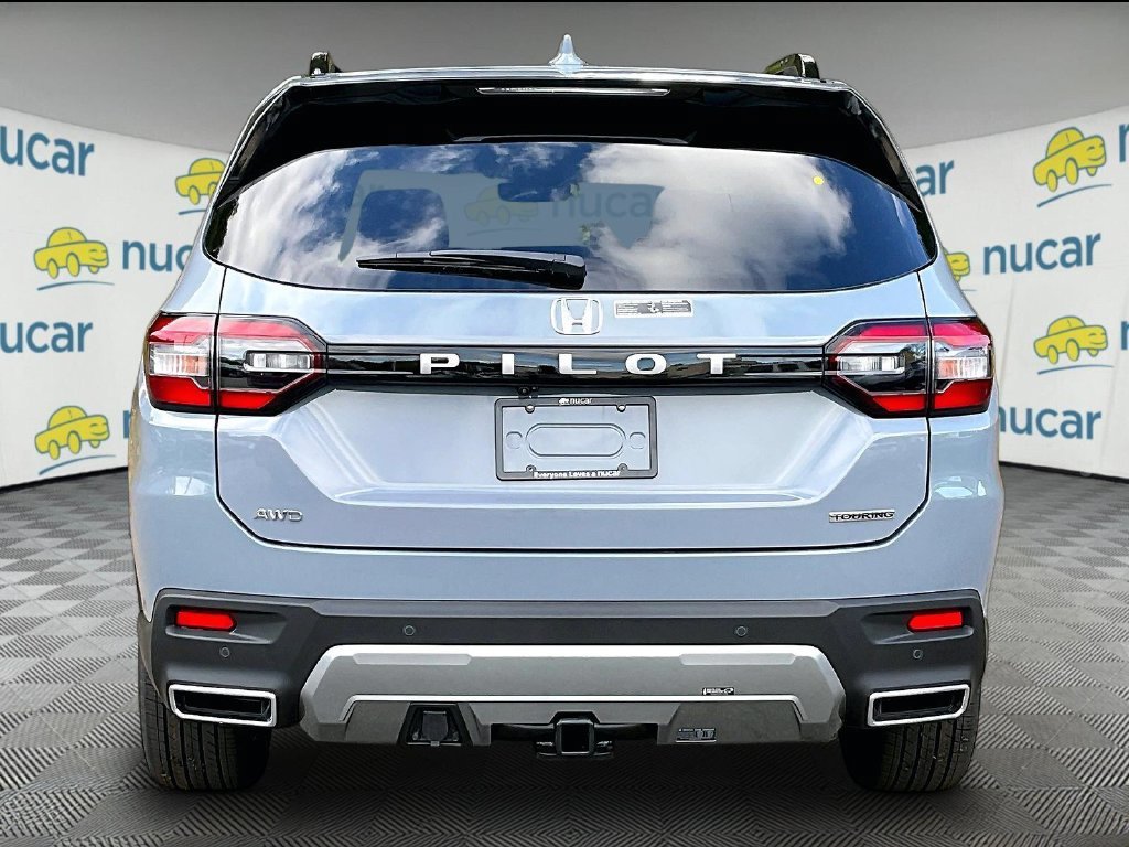 New 2026 Honda Pilot Touring image 5