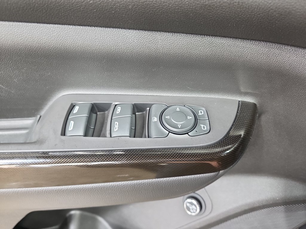 Used 2020 GMC Acadia AT4 w/ Driver Alert Package II AWD/4WD image 30