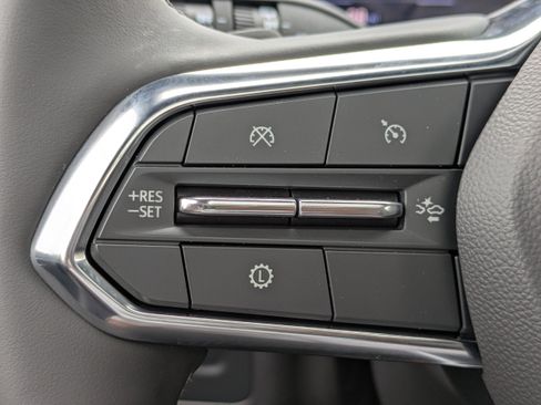 New 2025 Chevrolet Suburban Premier image 28