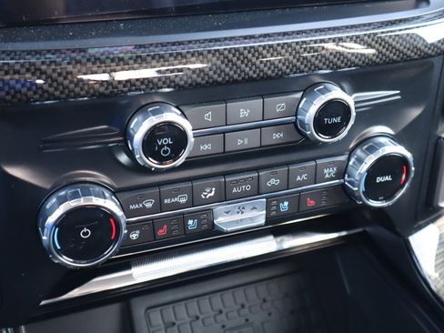 New 2023 Ford F150 Lariat w/ Equipment Group 502A High image 27