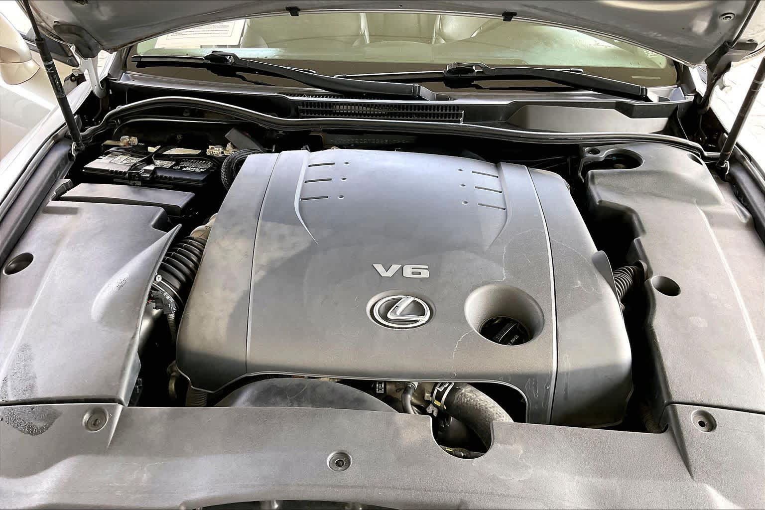 Used 2014 Lexus IS 250C w/ Luxury Package RWD image 28