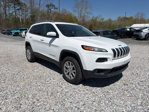 Used 2016 Jeep Cherokee Latitude w/ Trailer Tow Group image 7