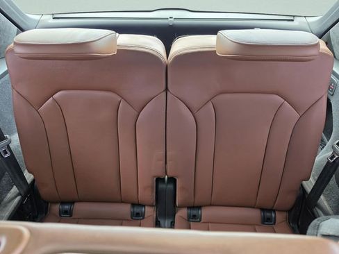 Used 2021 Audi Q7 3.0T Prestige w/ Prestige Package AWD/4WD image 22