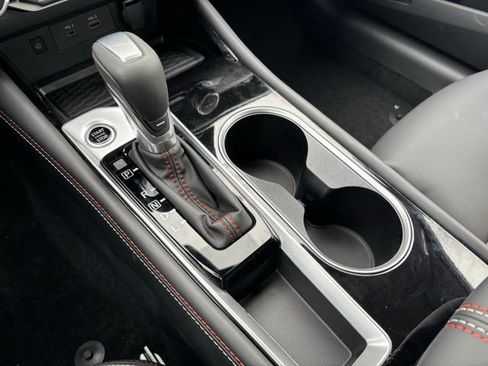 New 2025 Nissan Altima 2.5 SR image 14