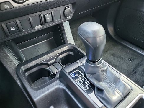 Used 2023 Toyota Tacoma SR image 30