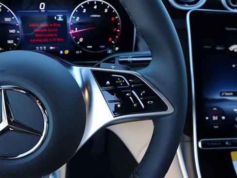 New 2026 Mercedes-Benz GLC 300 4MATIC image 37