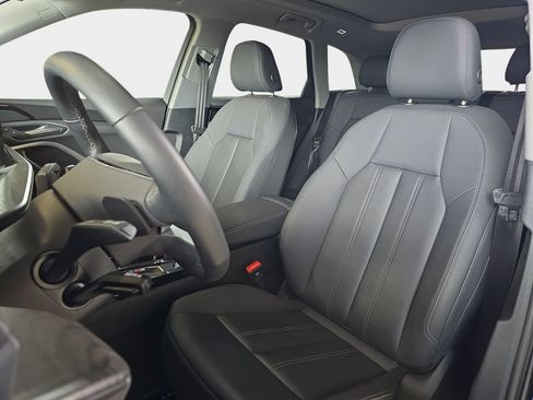 Used 2025 Audi Q5 Premium w/ Convenience Package AWD/4WD image 18