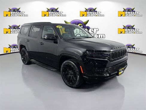 Used 2024 Jeep Wagoneer Series II image 3