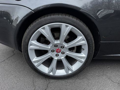 Used 2014 Jaguar XK Coupe RWD image 37
