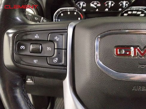 Used 2022 GMC Sierra 2500 SLT w/ SLT Convenience Package image 10